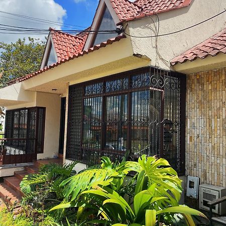 Casa En Llamas Armenia  Zewnętrze zdjęcie